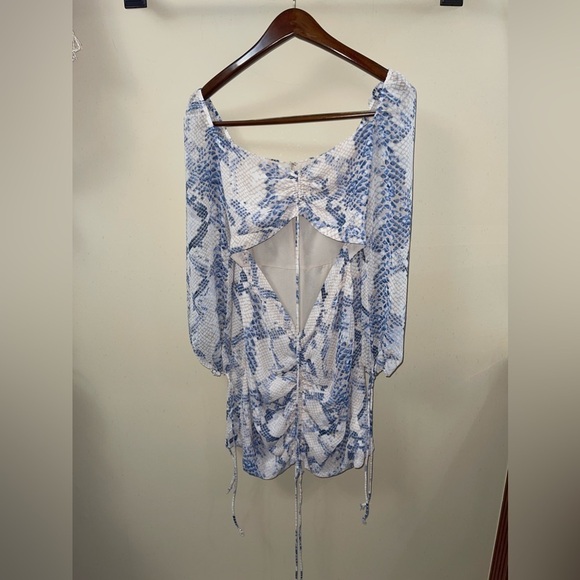 Olivaceous Blush Snake Cutout Dress Size Large - Picture 2 of 9